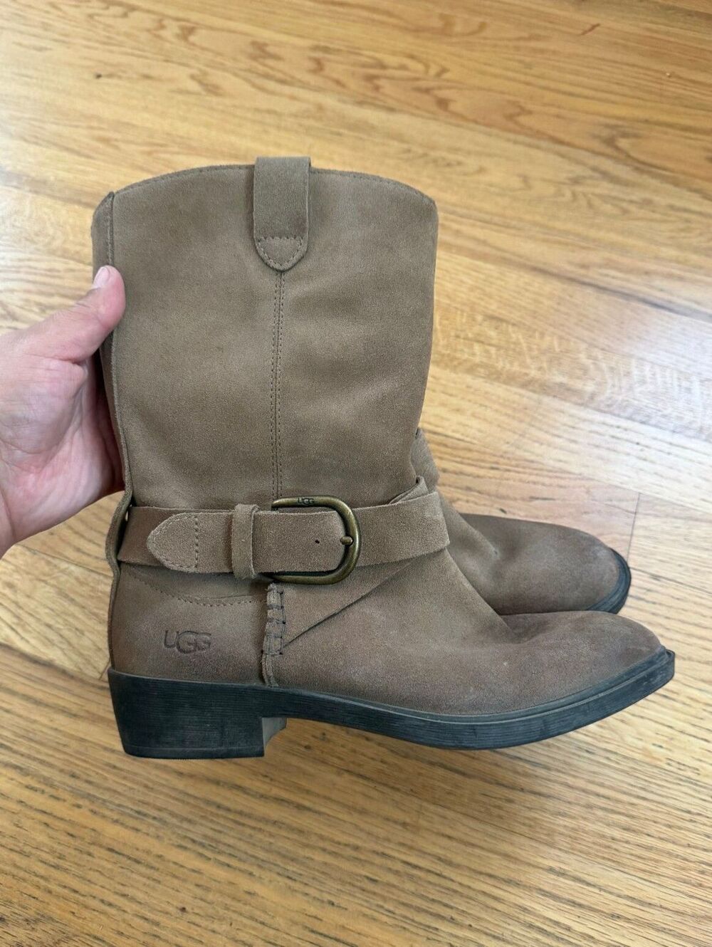 UGG Reeza Western Boots Taupe Suede Size 6